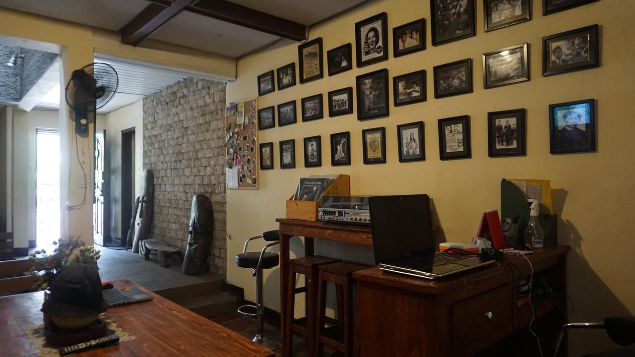 קואזון סיטי Kamuning Transient Hostel מראה חיצוני תמונה